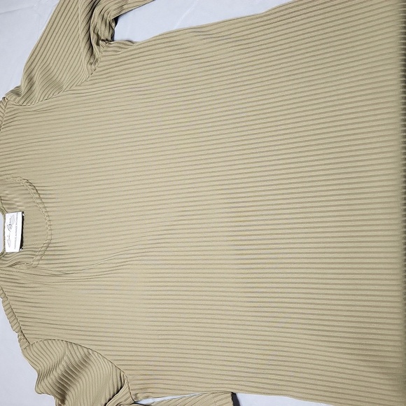 Eric Ryan Sport Shirt - Picture 11 of 11